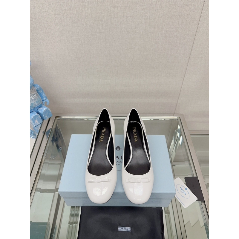 Pra*a high heels